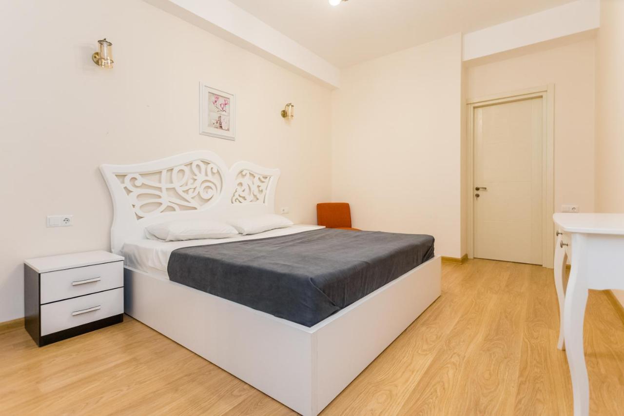 Central Comfort Place L 第比利斯 外观 照片
