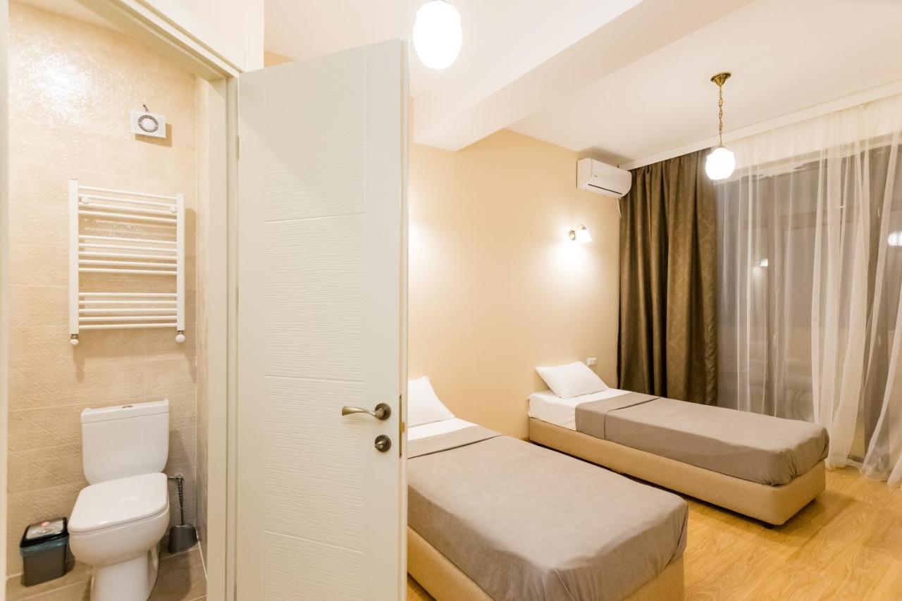 Central Comfort Place L 第比利斯 外观 照片