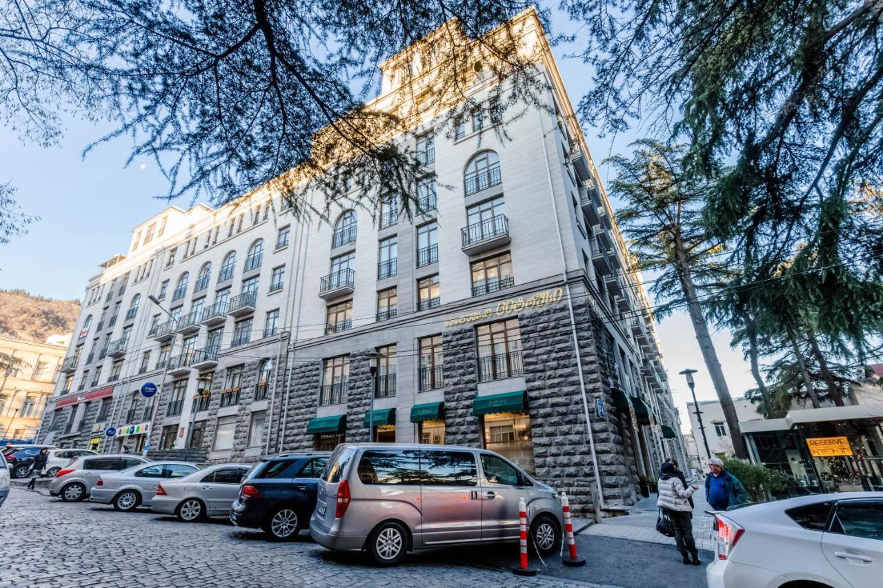 Central Comfort Place L 第比利斯 外观 照片